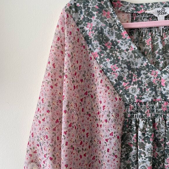 Black Poppy Sz Medium Women’s Pink Green Floral Semi Sheer Short Sleeve Blouse - Picture 3 of 5